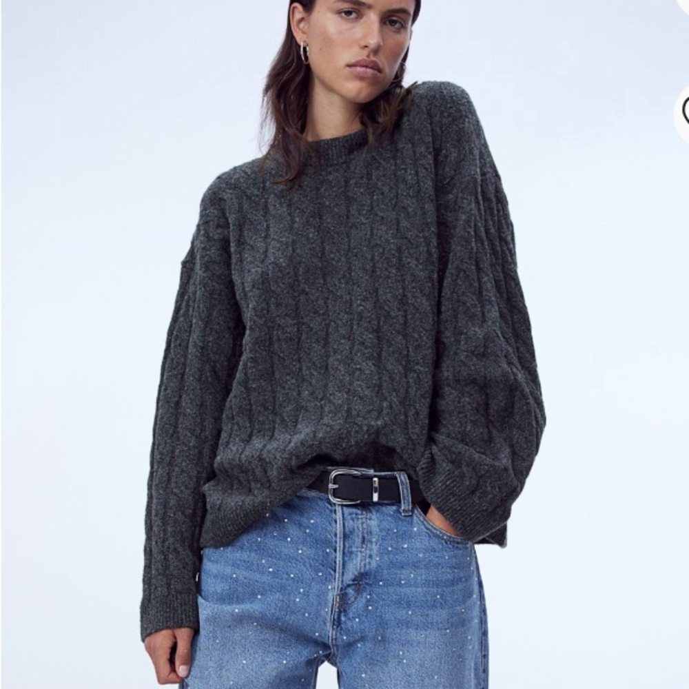 H&M Cable Gray Sweater Size Small